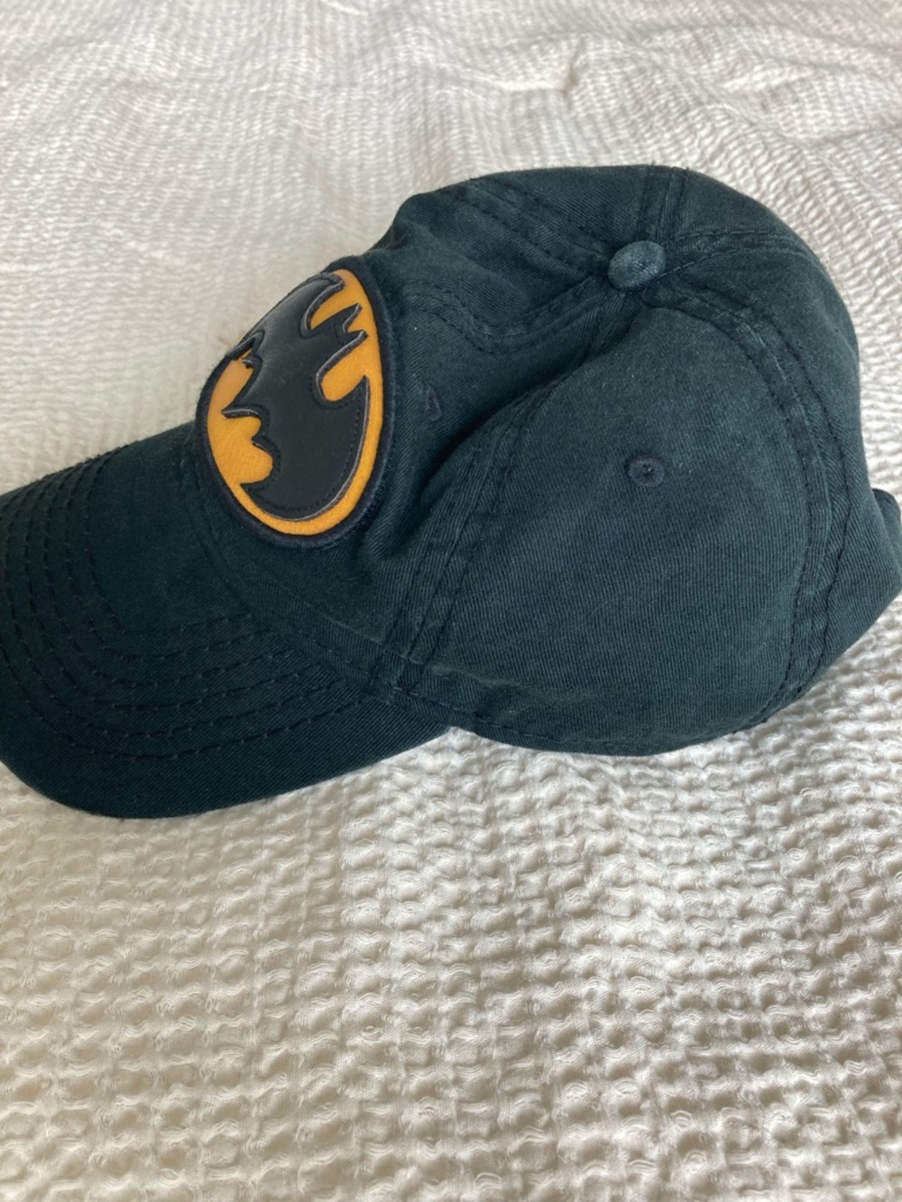 Batman Black Baseball Cap with leather Yellow Logo one size fits most - Picture 5 of 9